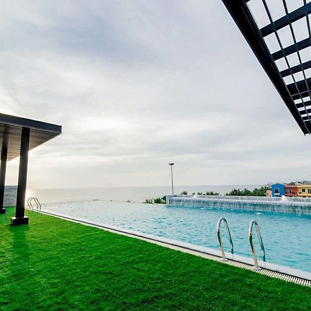 Panitar Haus Hotel Chonburi Eksteriør billede