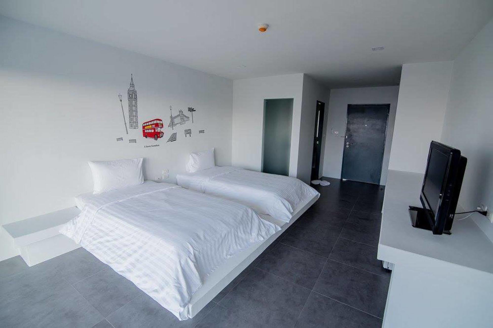 Panitar Haus Hotel Chonburi Eksteriør billede